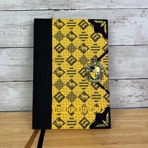 Universal Studios Harry Potter Hufflepuff Yellow and Black Journal